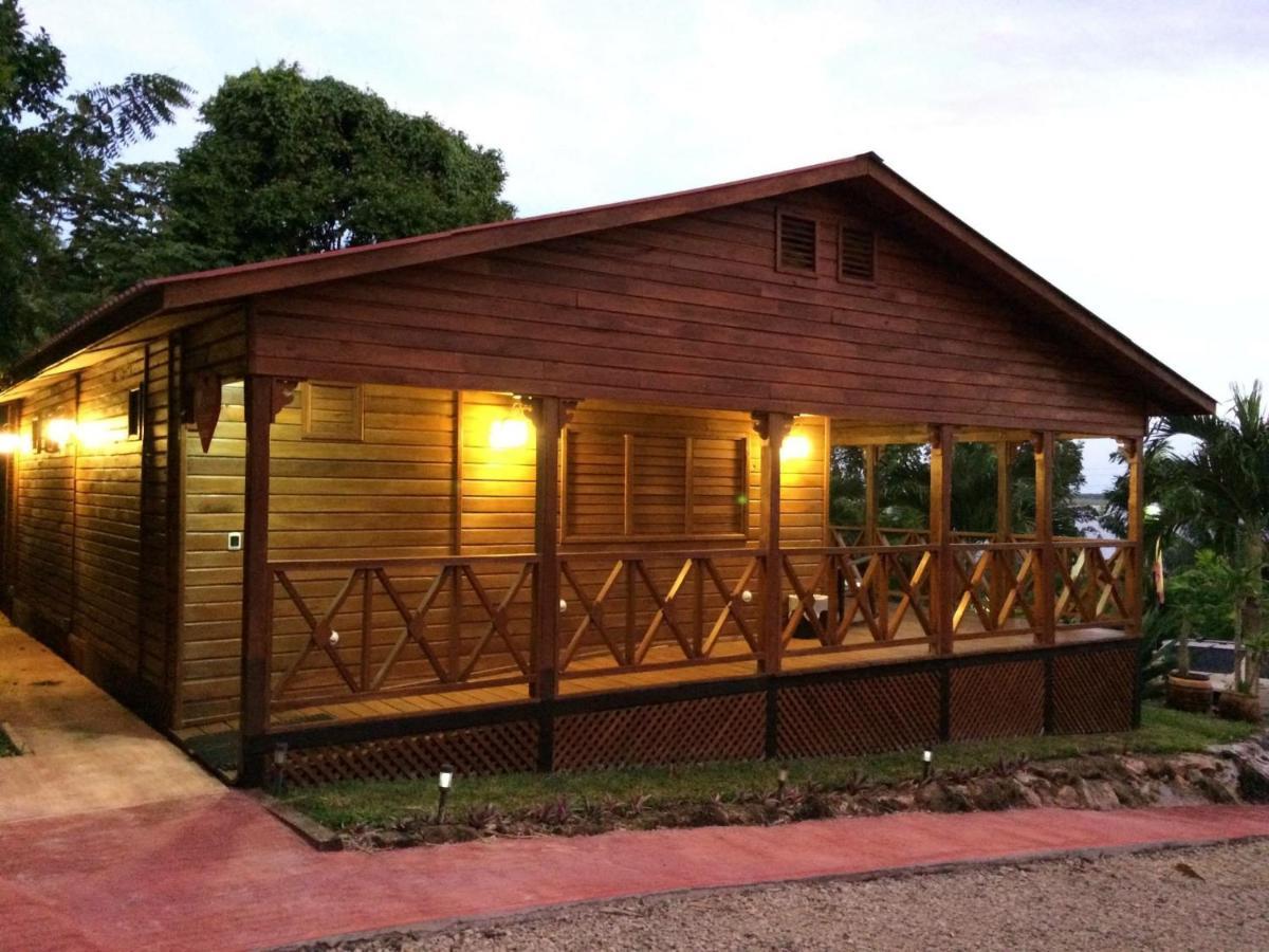 Coras Place Bacalar Lagoon Front Exteriör bild