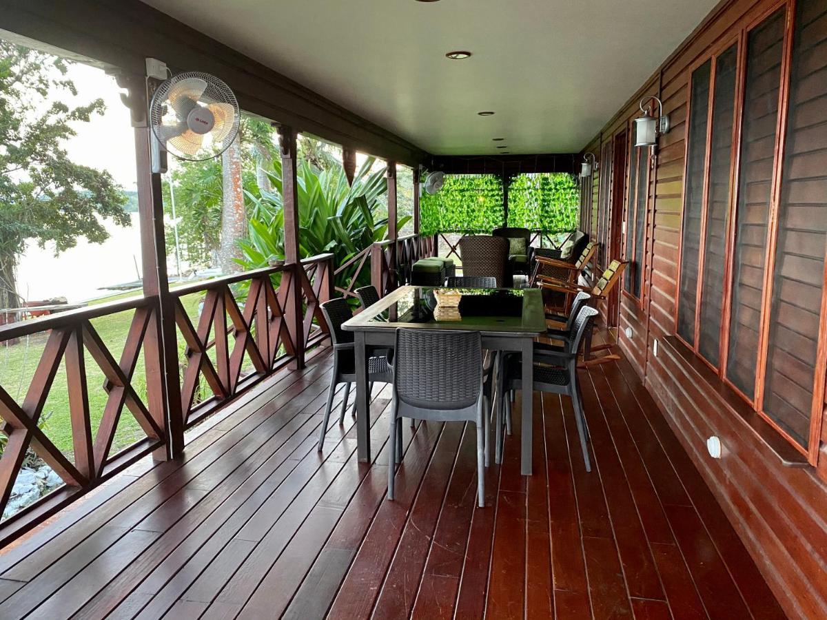 Coras Place Bacalar Lagoon Front Exteriör bild