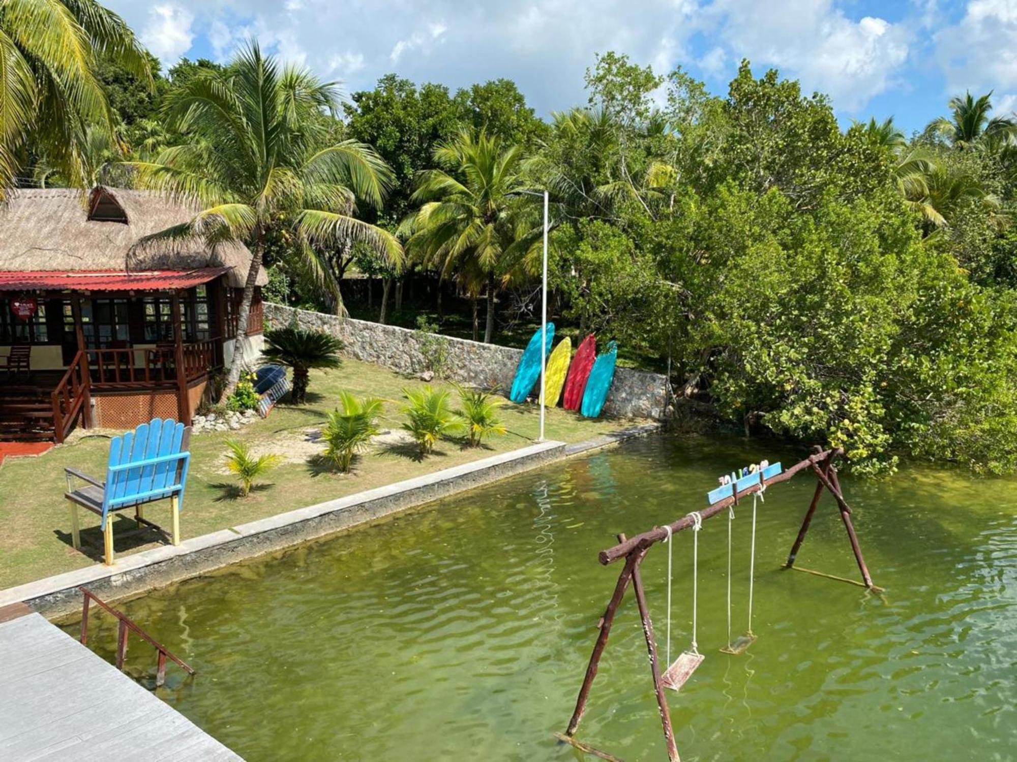 Coras Place Bacalar Lagoon Front Exteriör bild
