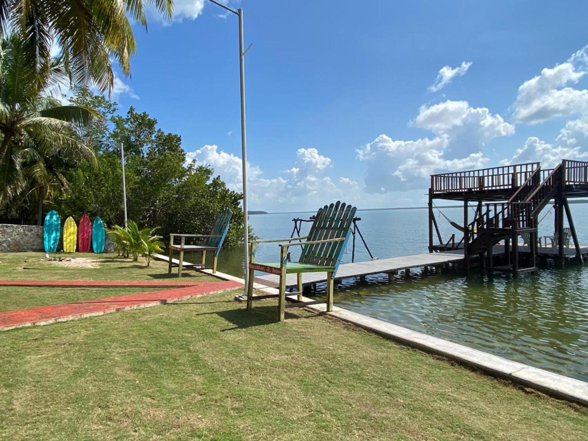 Coras Place Bacalar Lagoon Front Exteriör bild