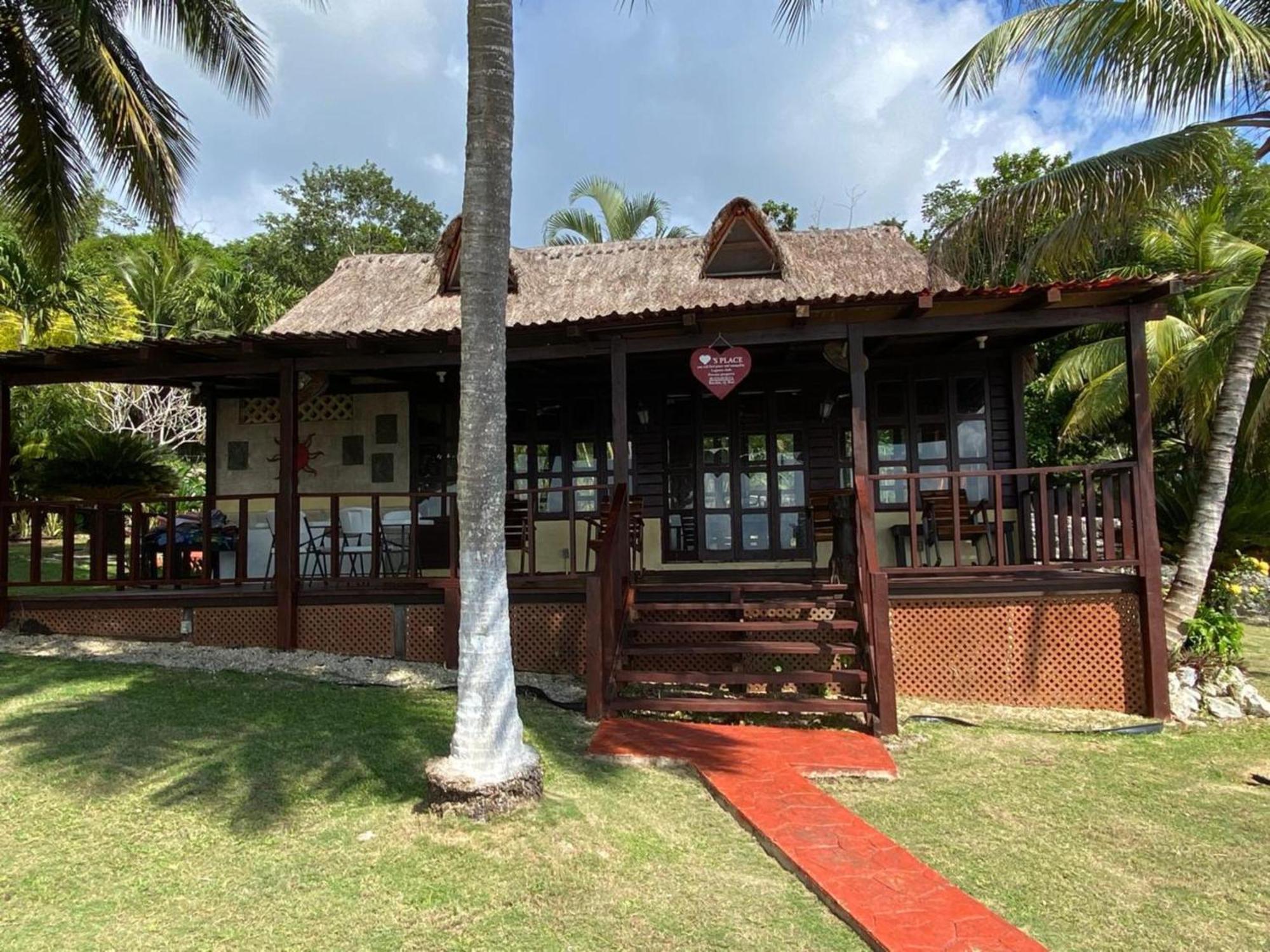Coras Place Bacalar Lagoon Front Exteriör bild