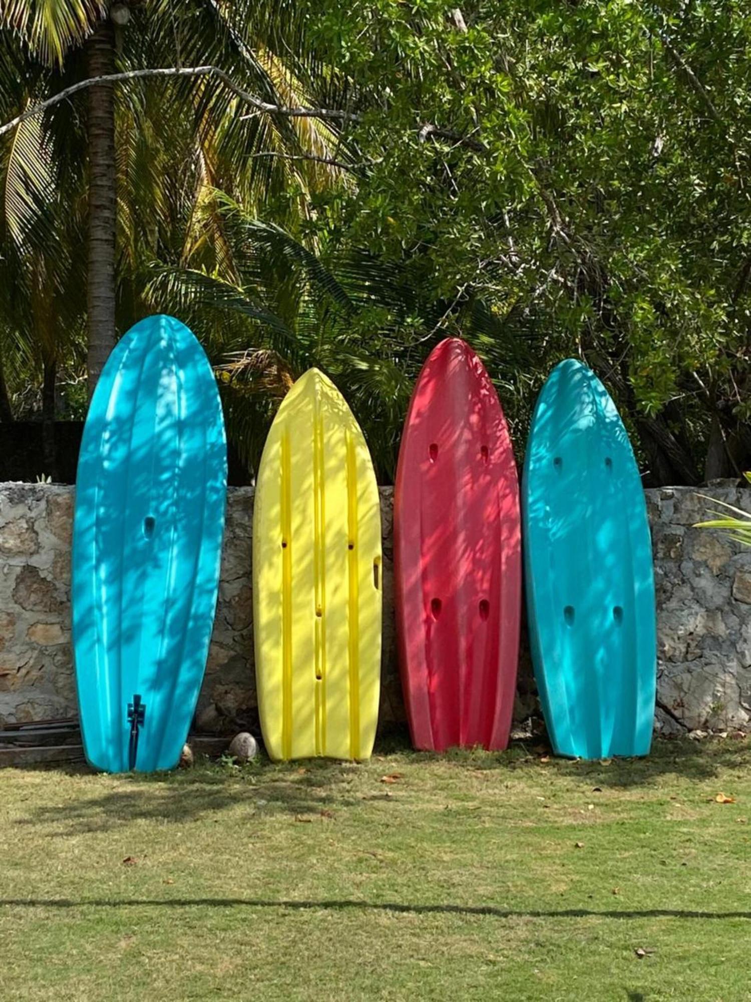 Coras Place Bacalar Lagoon Front Exteriör bild