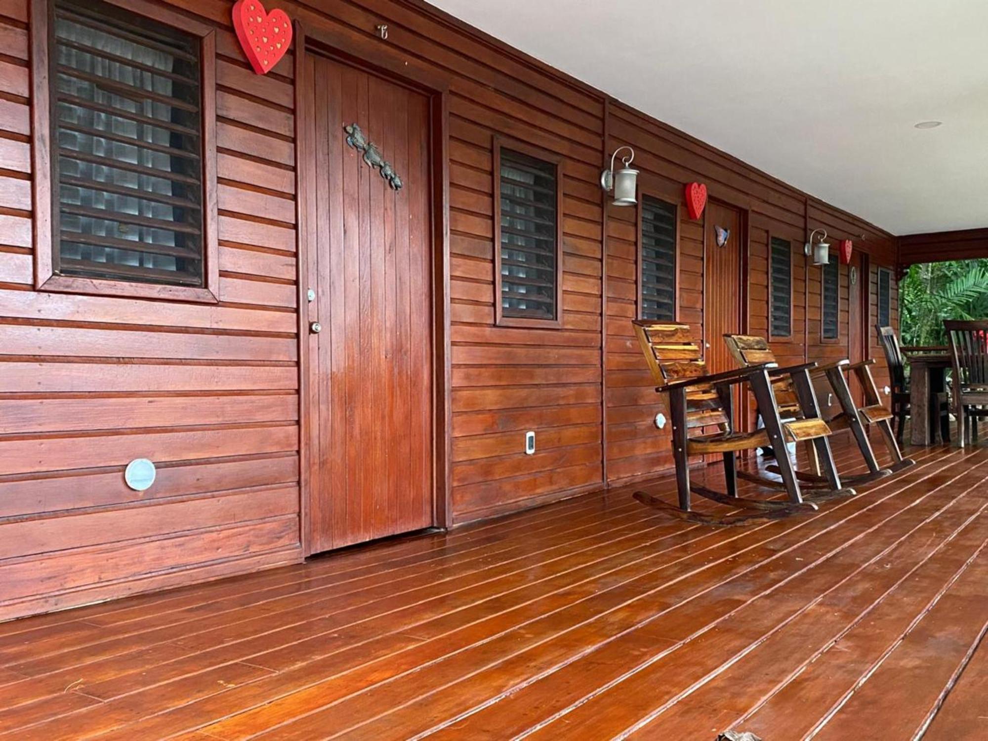 Coras Place Bacalar Lagoon Front Rum bild