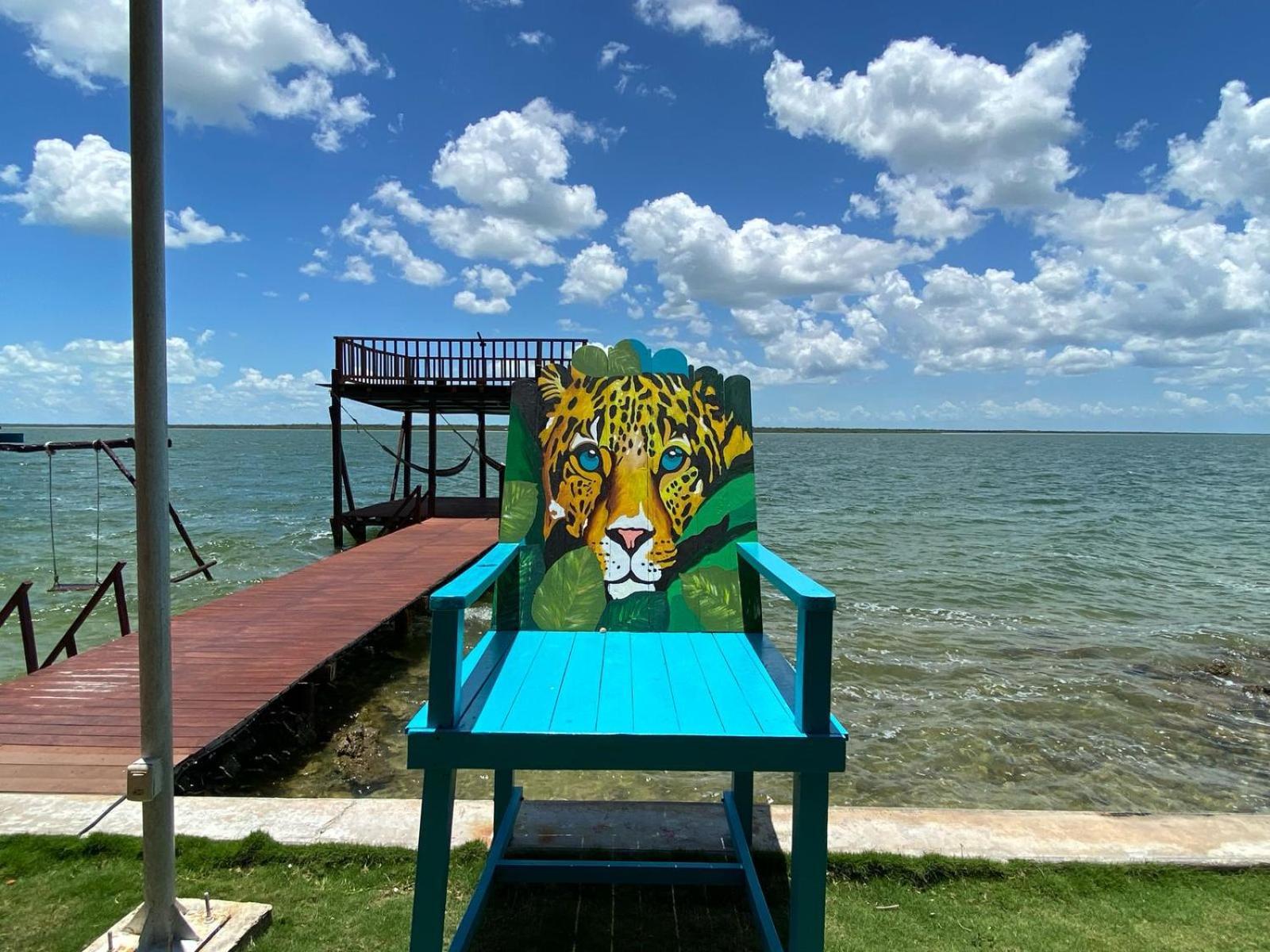 Coras Place Bacalar Lagoon Front Exteriör bild